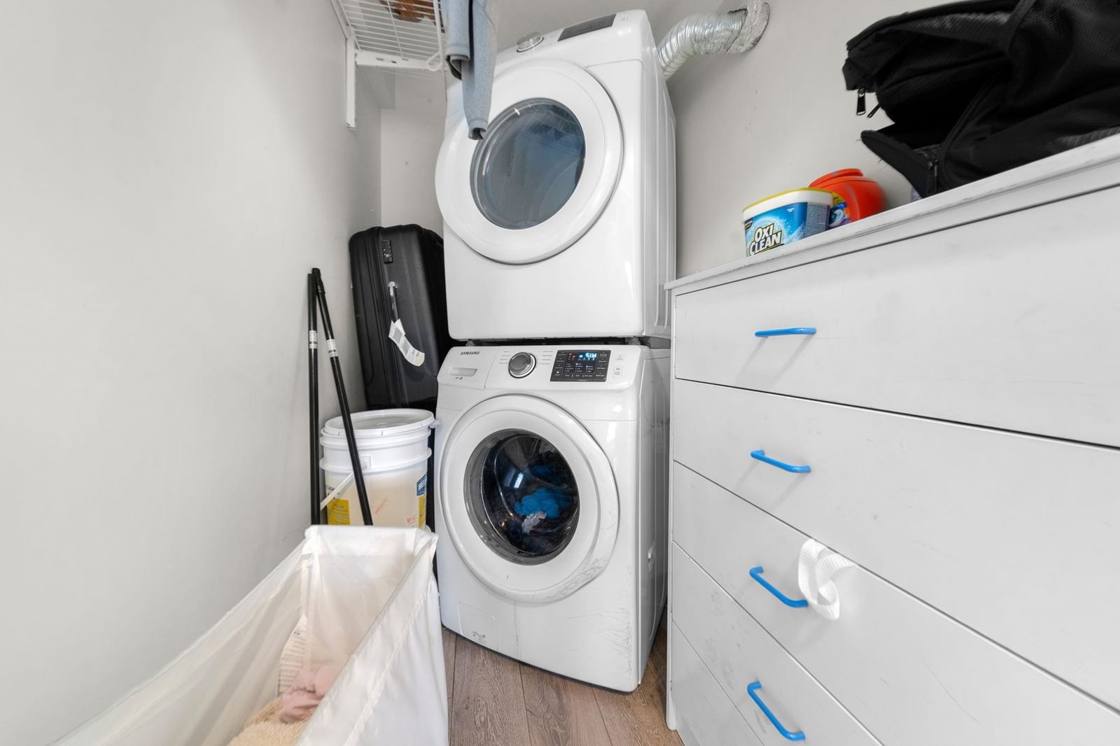Listing Image 16