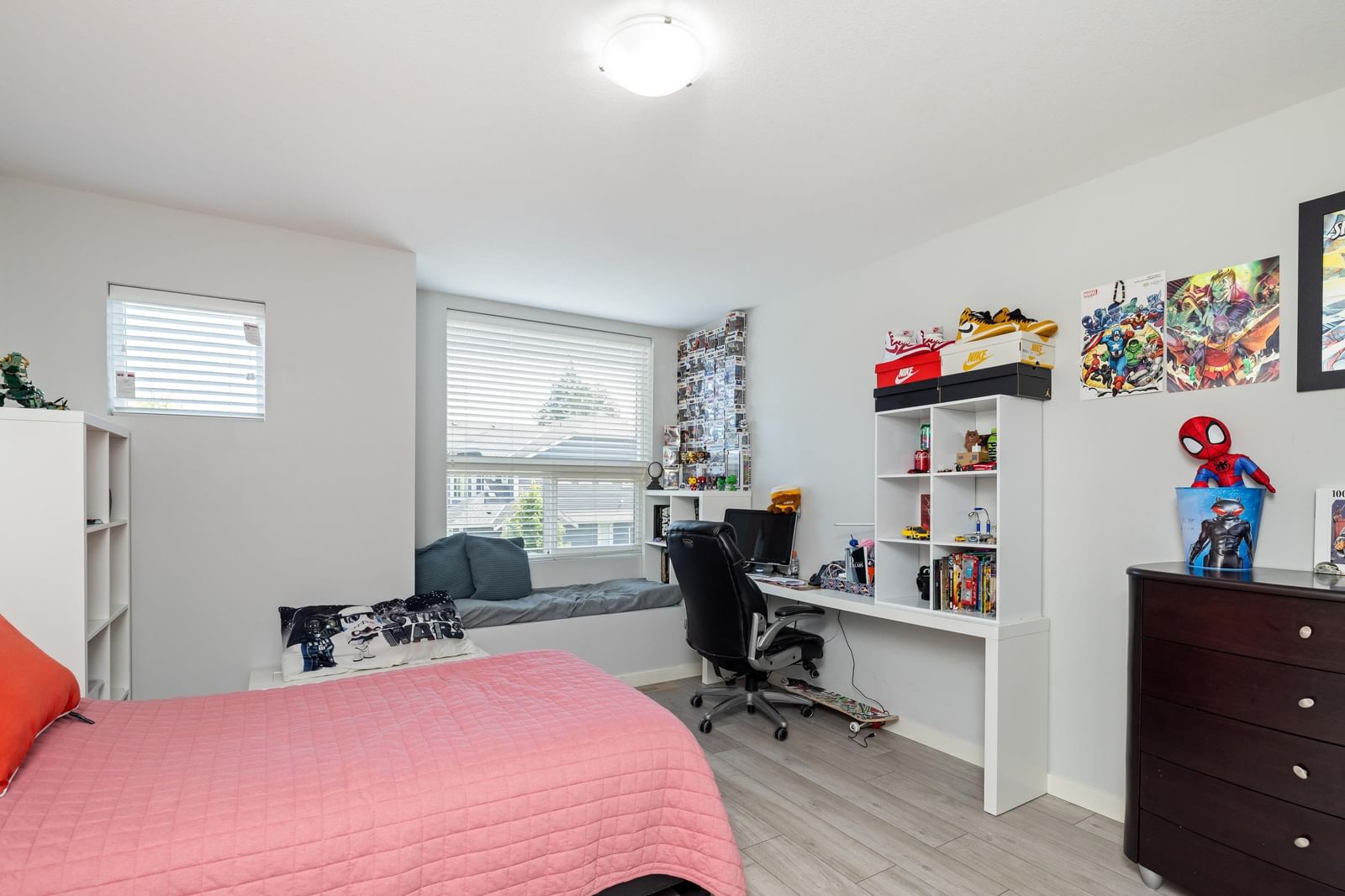Listing Image 20
