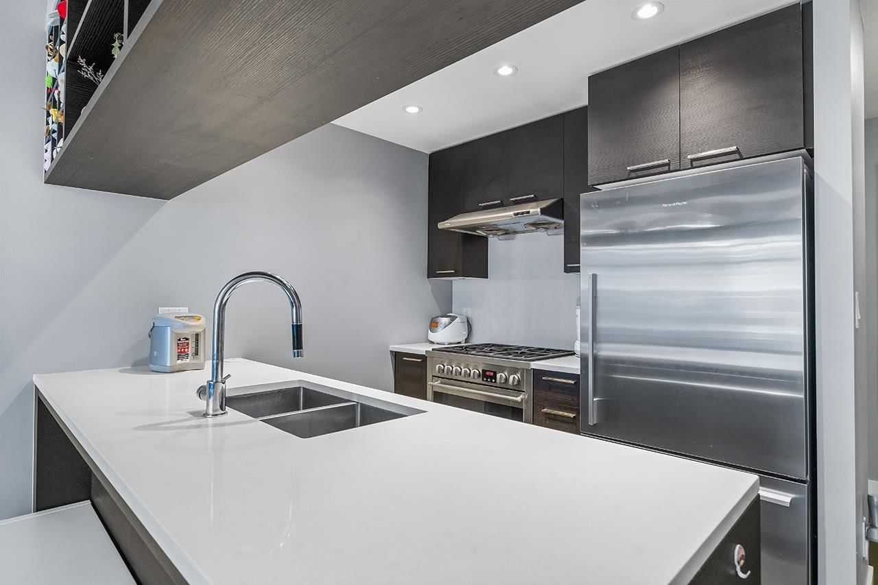 Listing Image 9