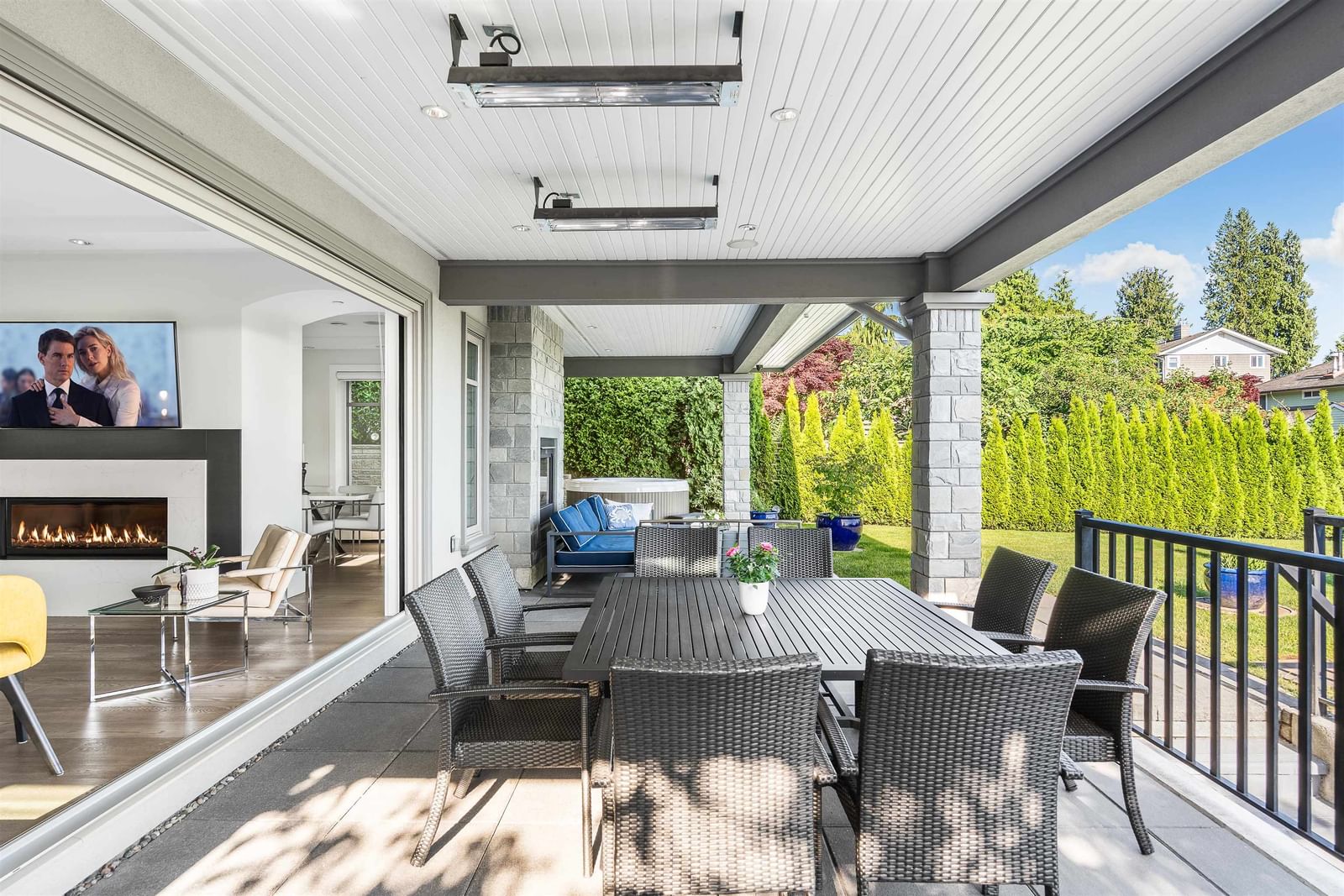 Listing Image 12