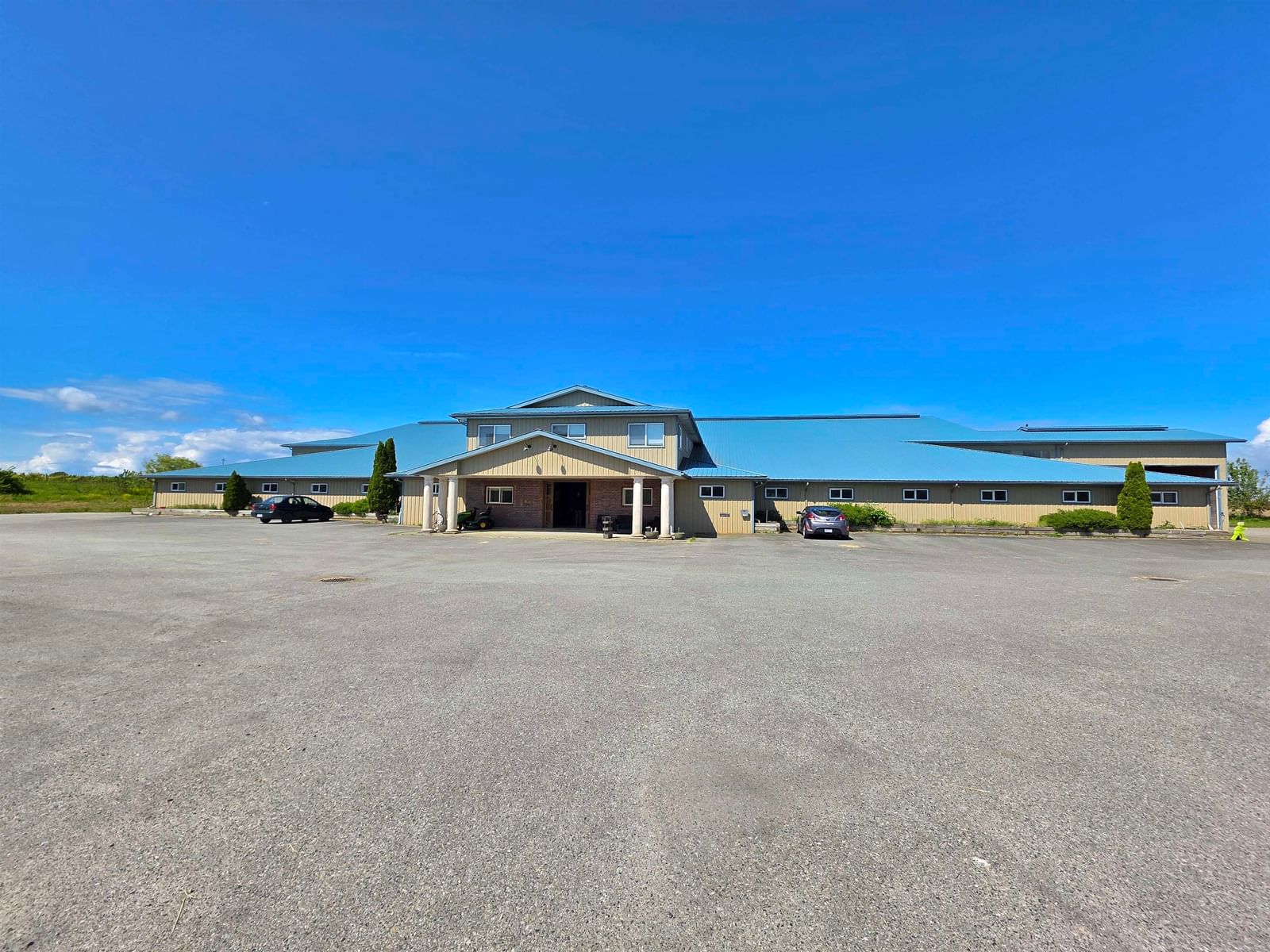 Listing Image 8