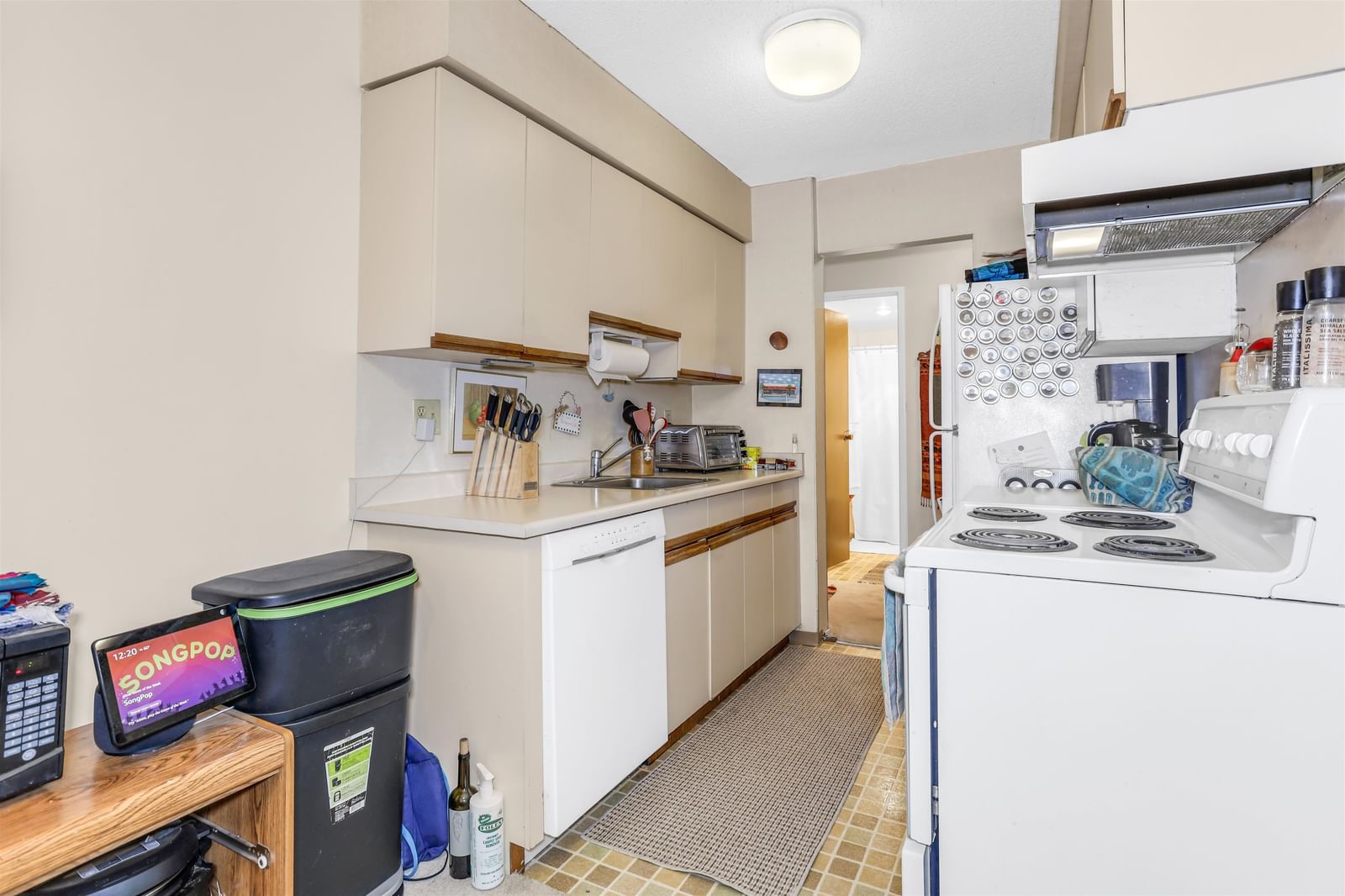 Listing Image 14