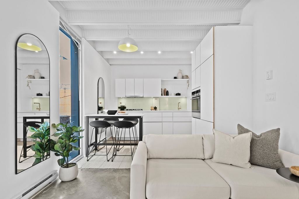 Image of home for listing MLS® R3012640