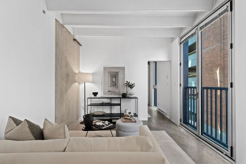 Image of home for listing MLS® R3012640