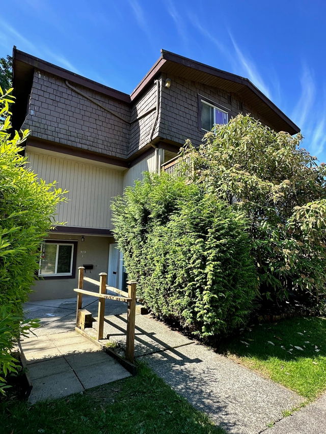 1 - 319 Highland Way
