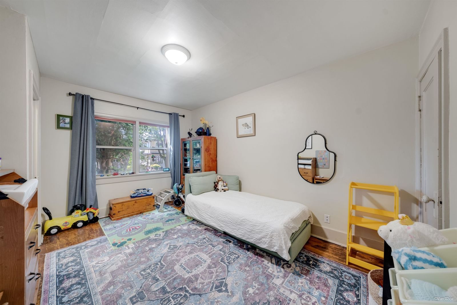 Listing Image 16