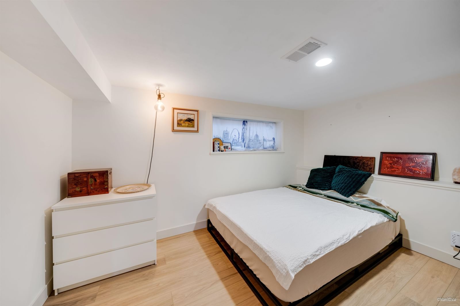 Listing Image 22