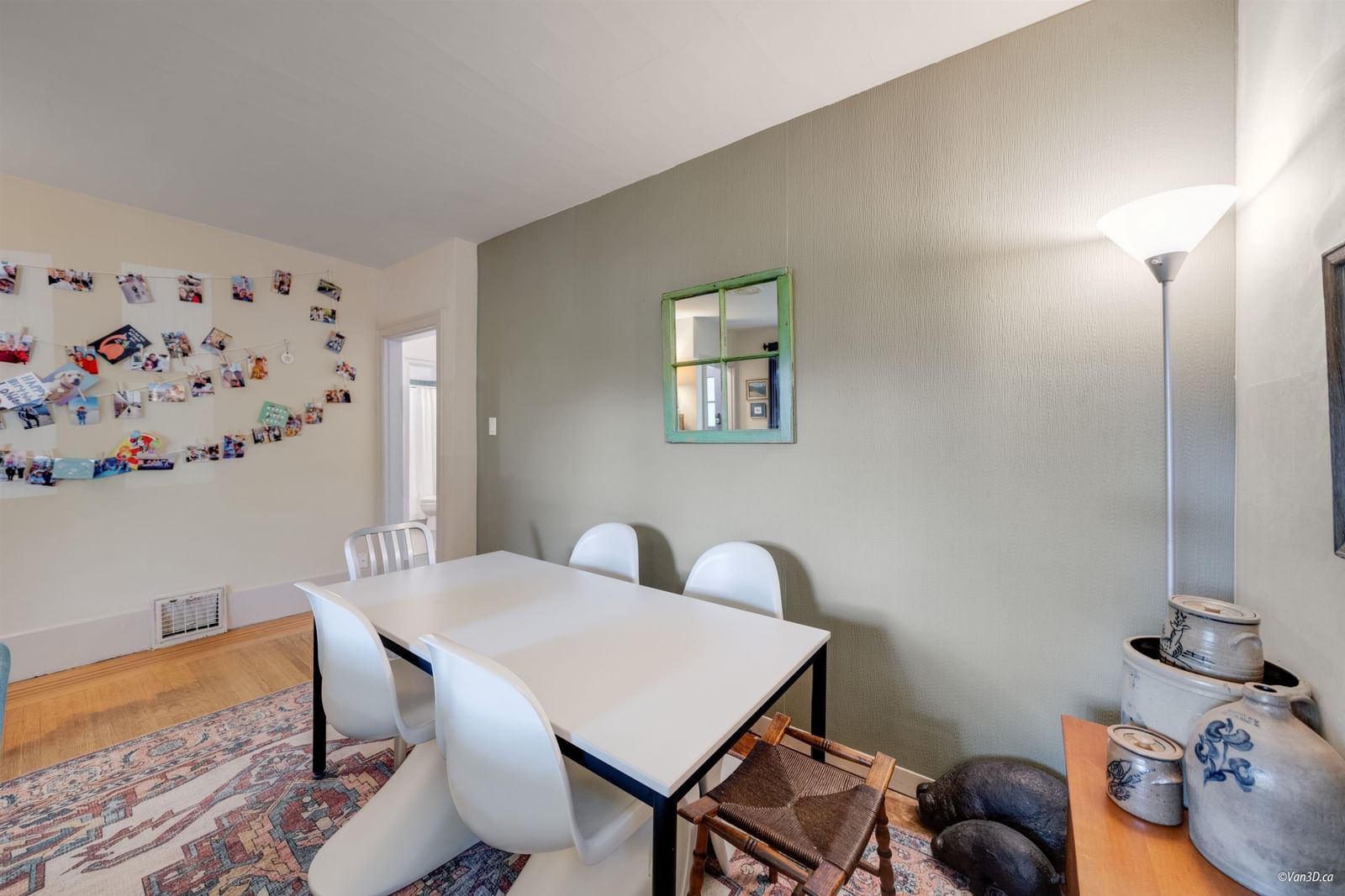 Listing Image 9