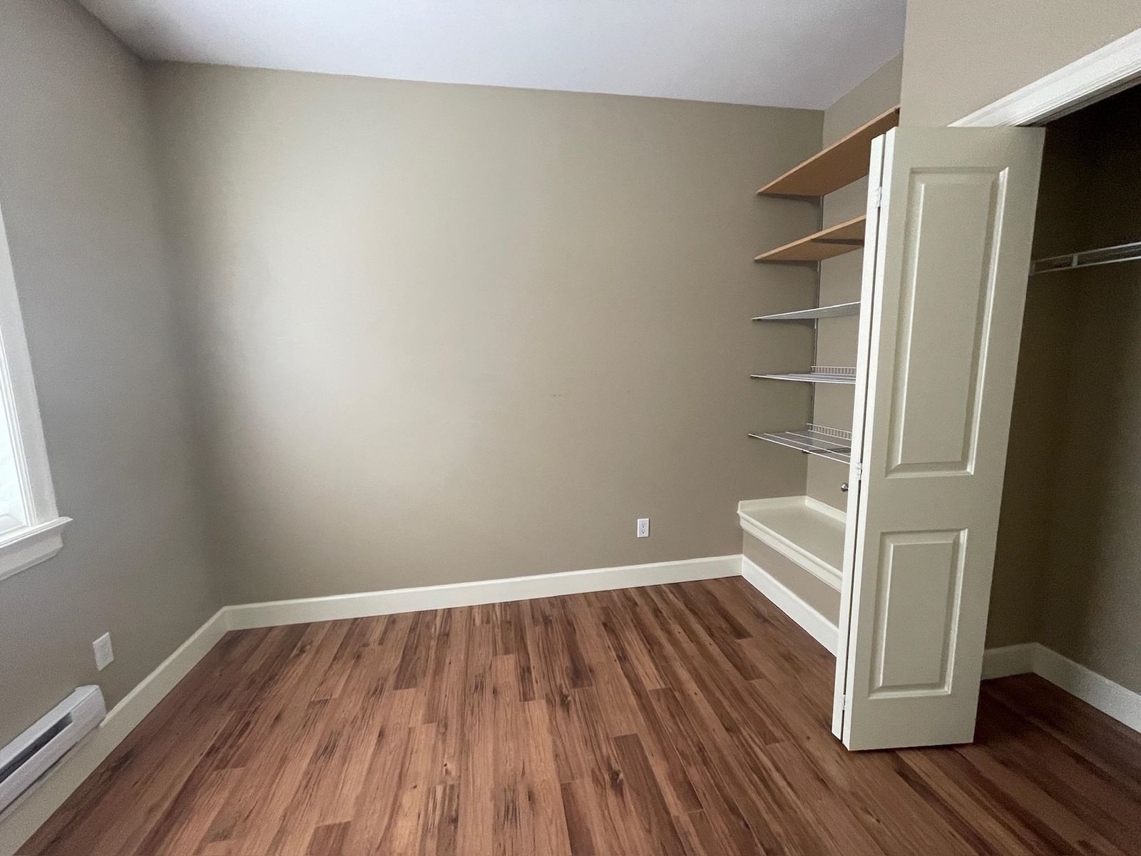 Listing Image 38
