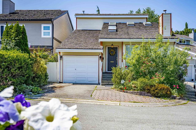 1472 Village Green Wynd