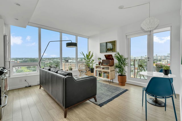 PH8 - 983 Hastings Street