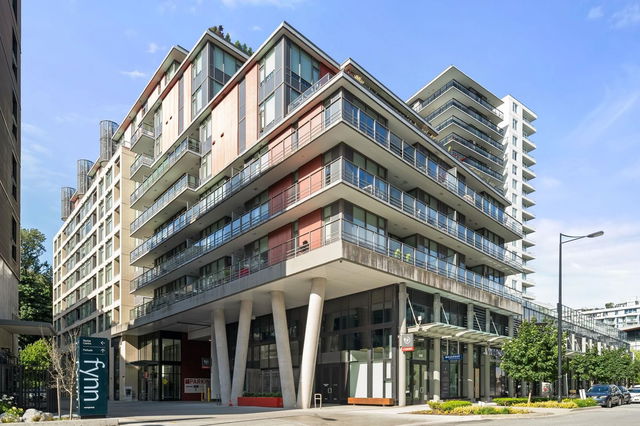 609 - 3451 Sawmill Crescent