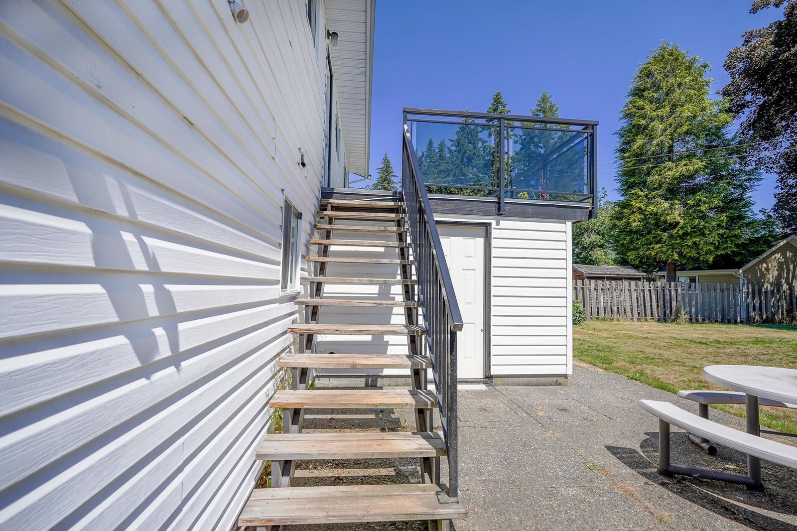 Listing Image 20