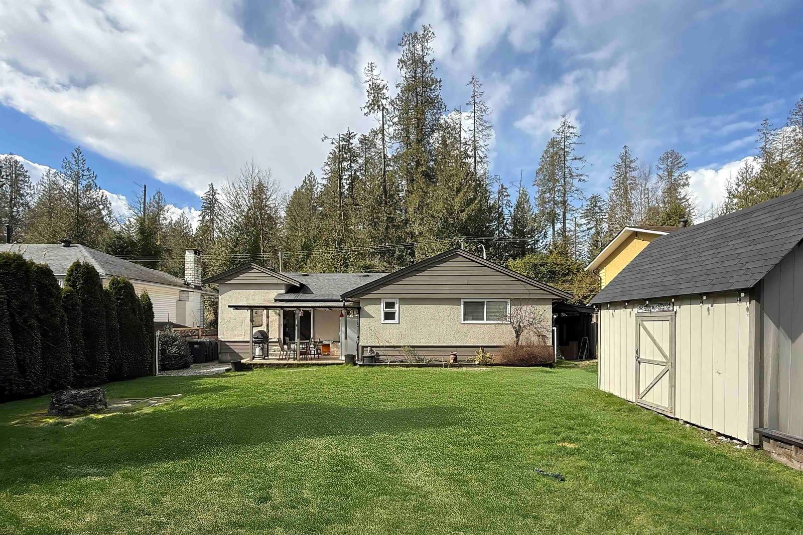 Listing Image 25