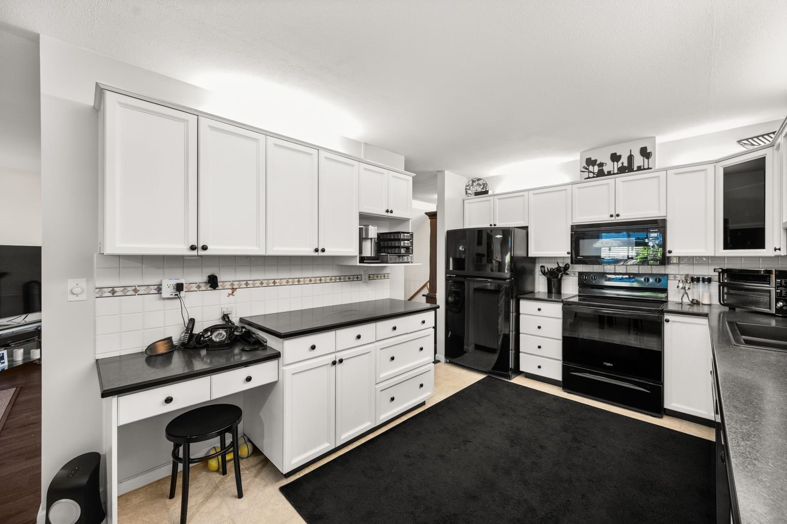 Listing Image 20
