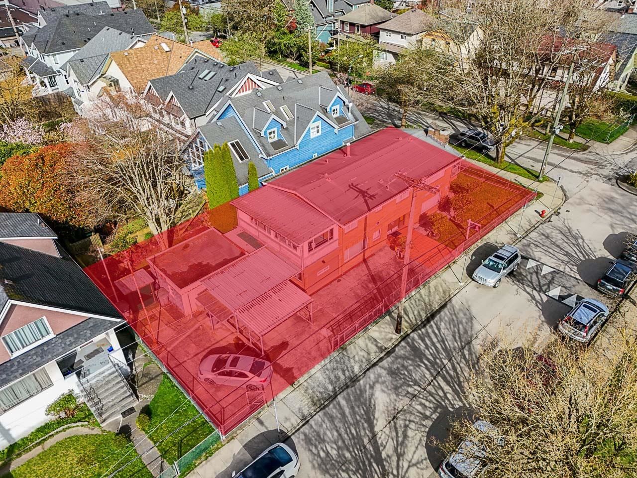 Listing Image 19