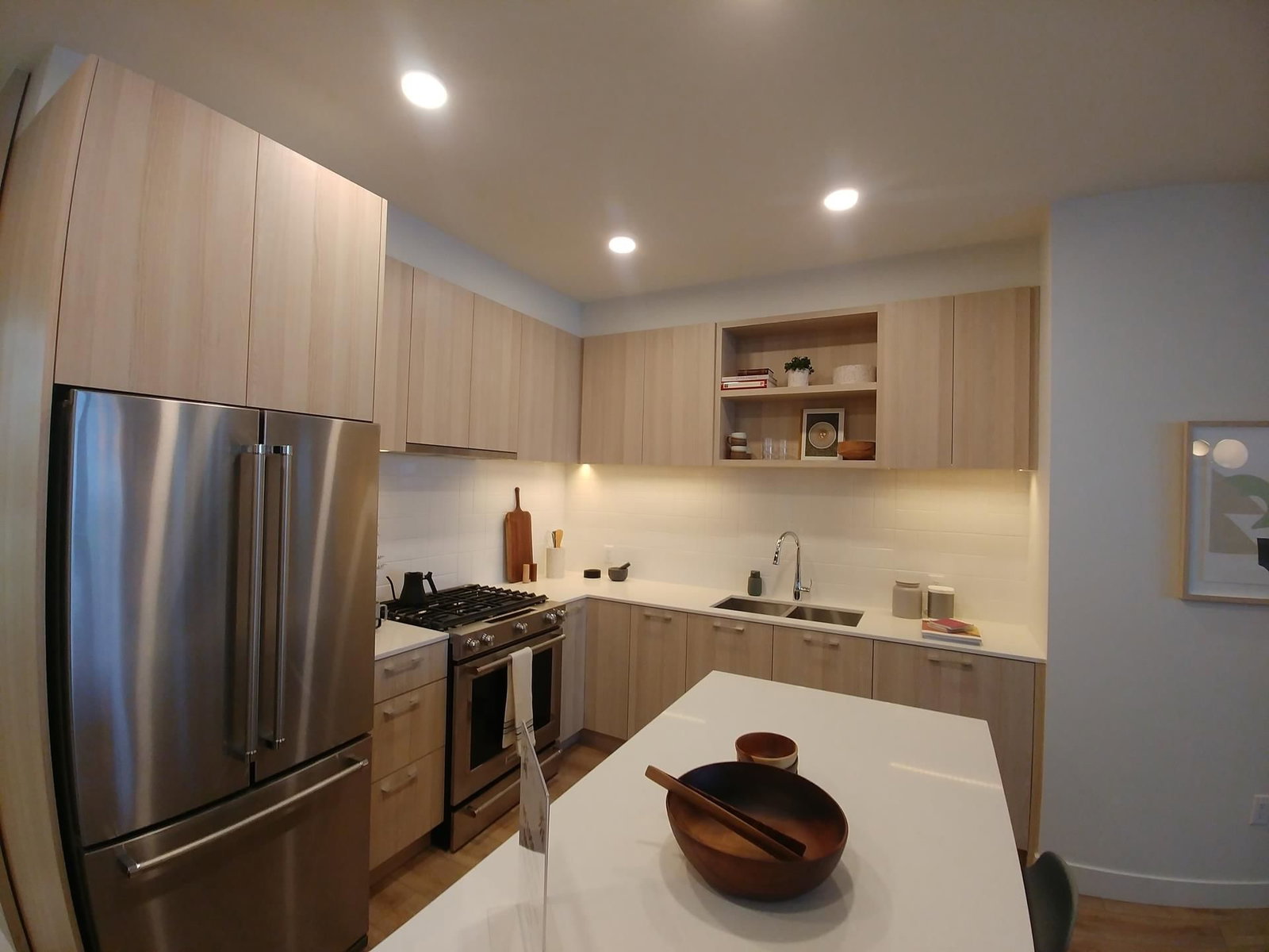 Listing Image 8