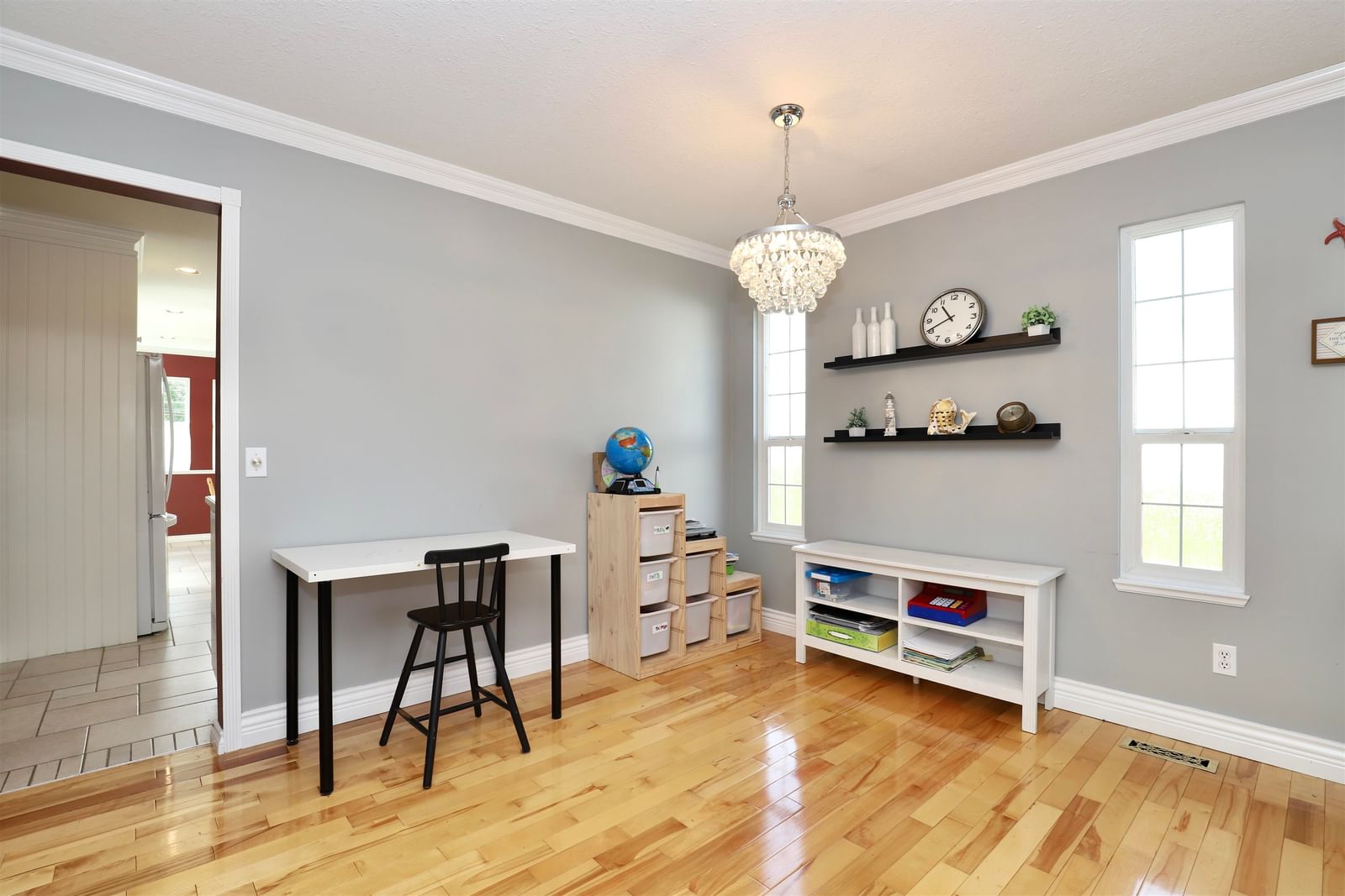 Listing Image 15
