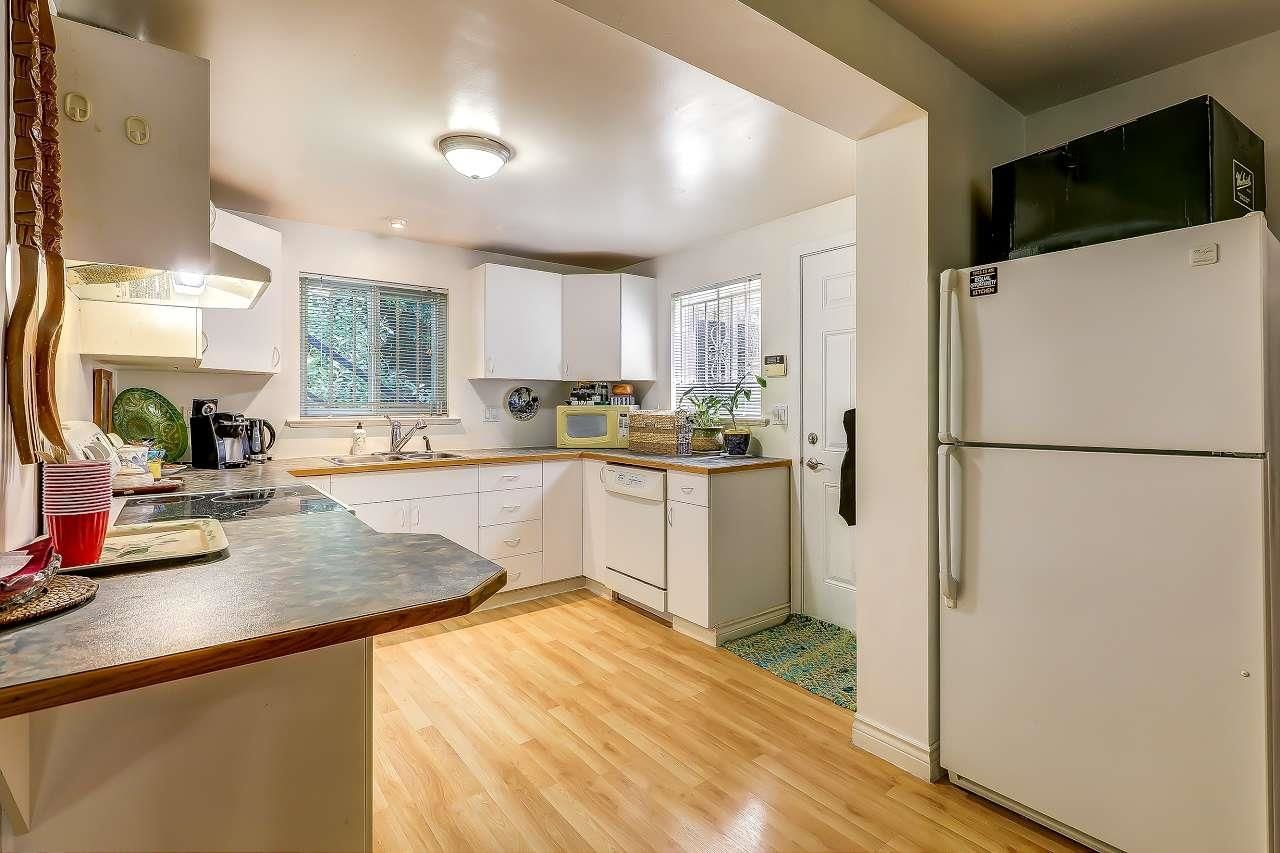 Listing Image 16