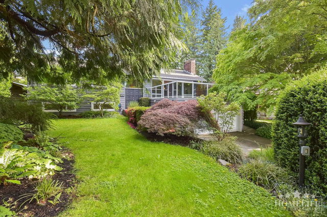 House - 11078 Hamlin Drive