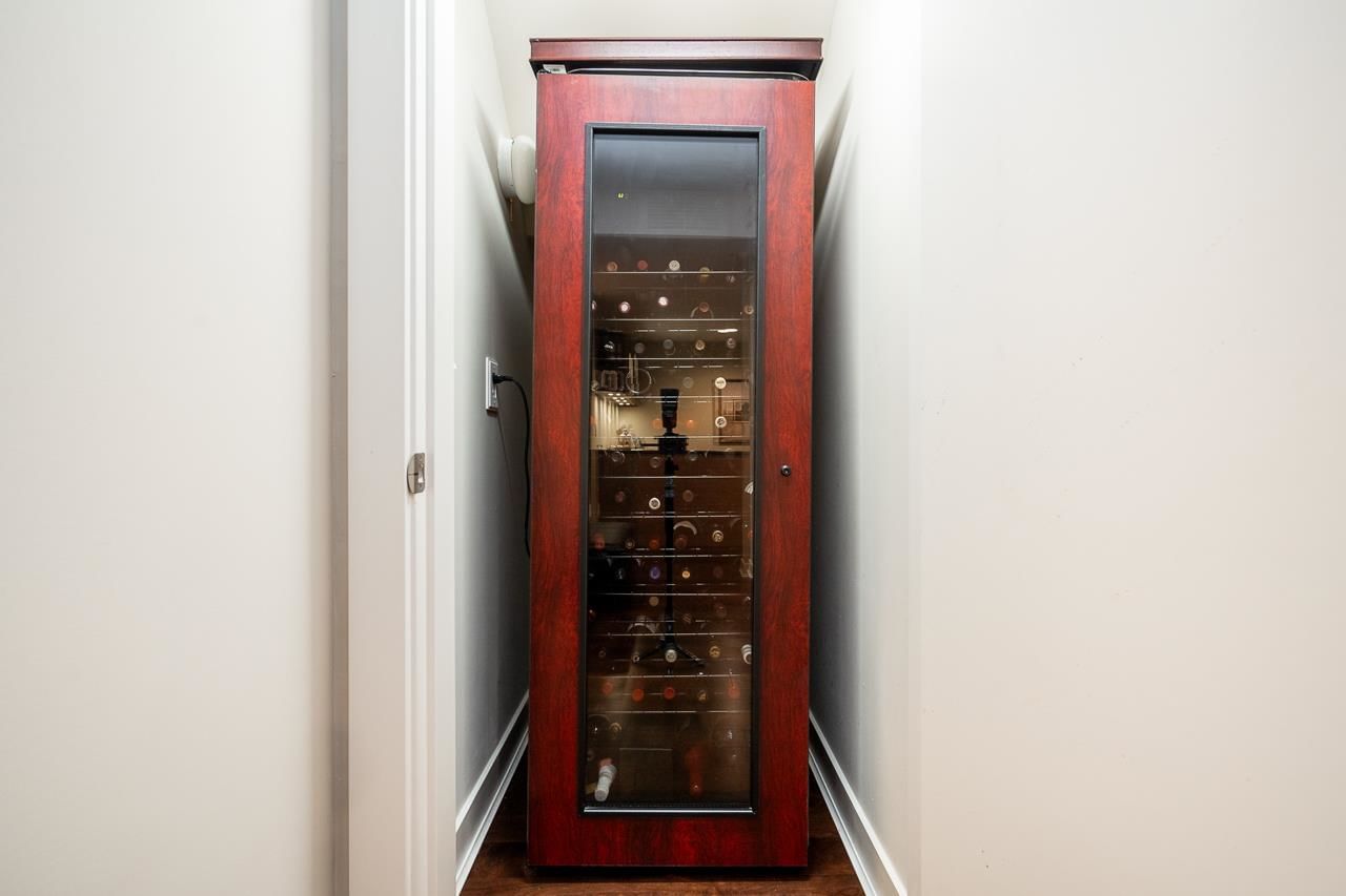 Listing Image 27