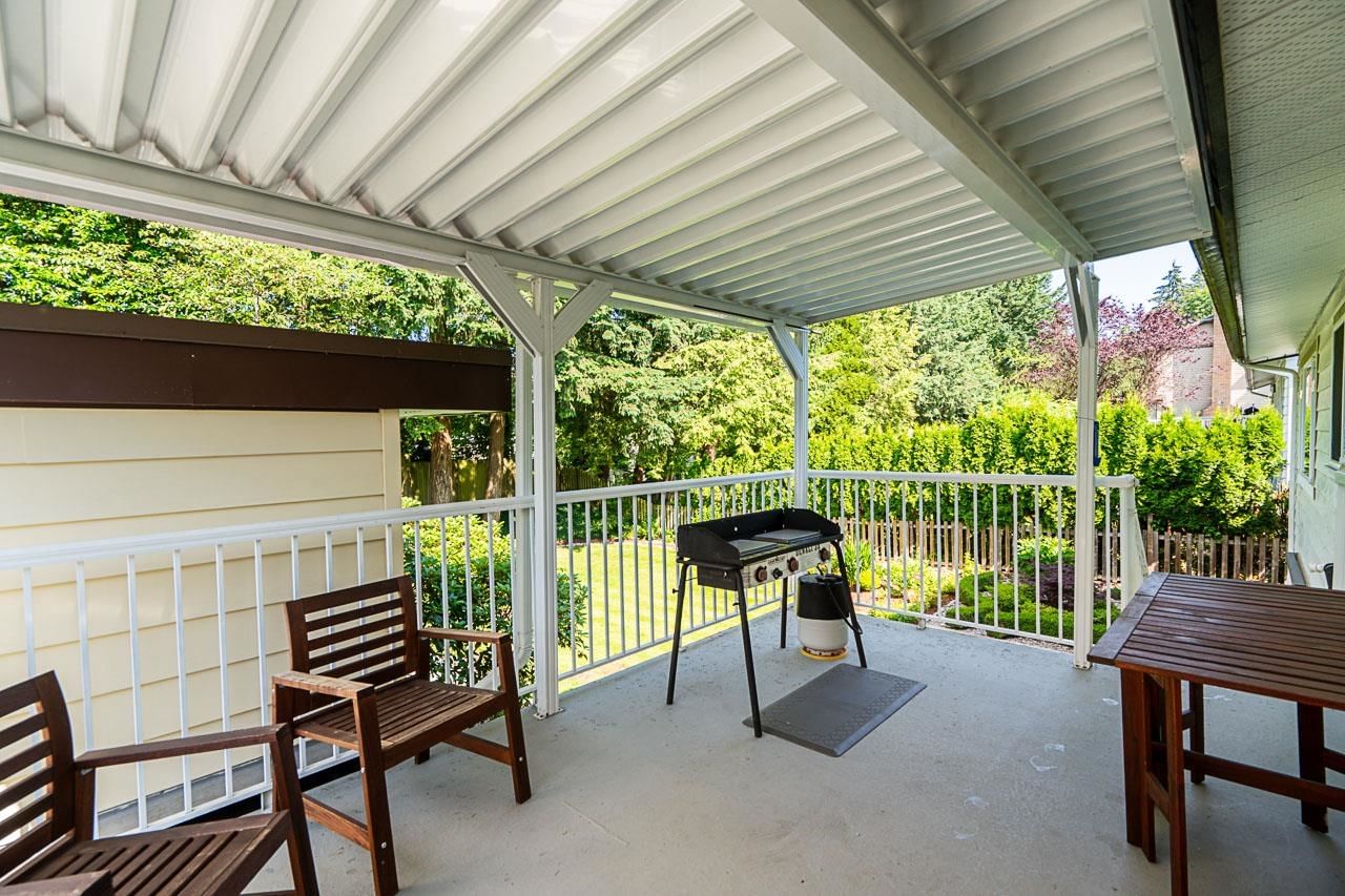 Listing Image 11