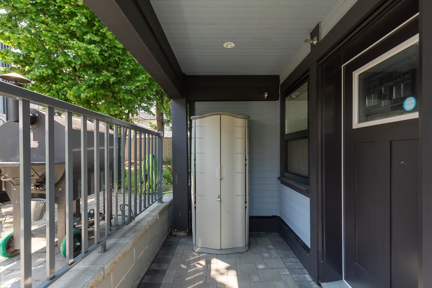 Listing Image 16
