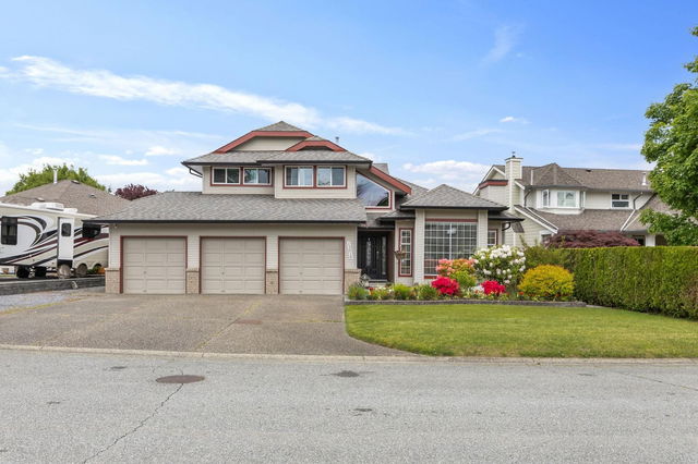 12019 Chestnut Crescent