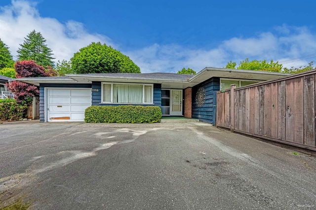 1116 Ridgewood Drive