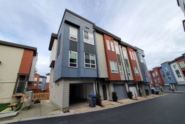 1670 160 Street
