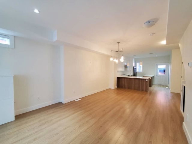 1670 160 Street