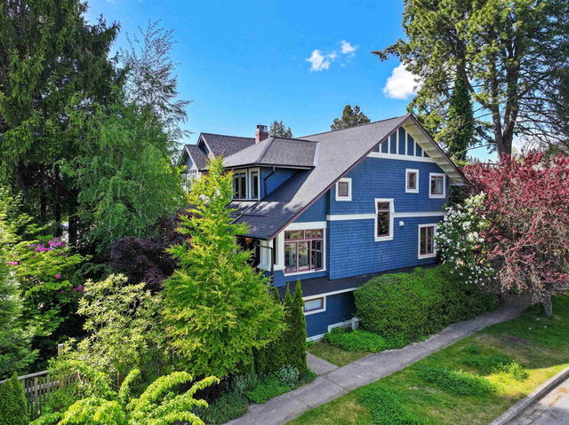 1105 Park Drive