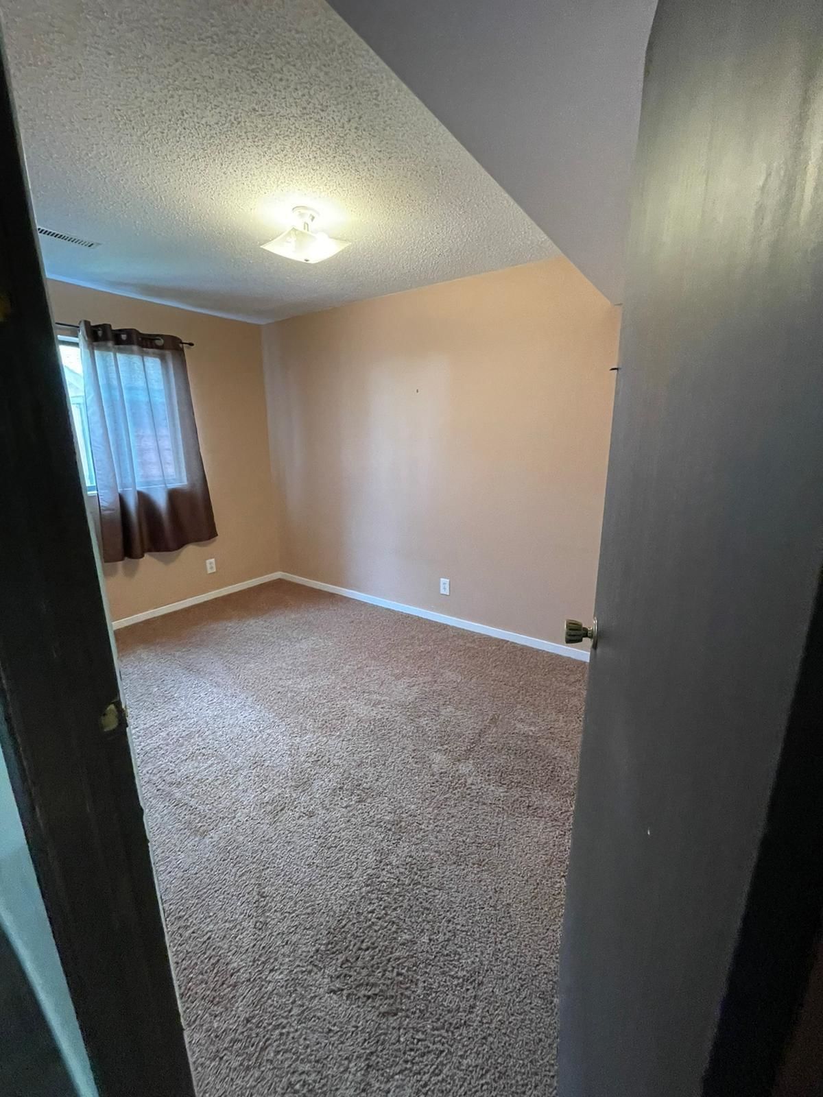 Listing Image 38