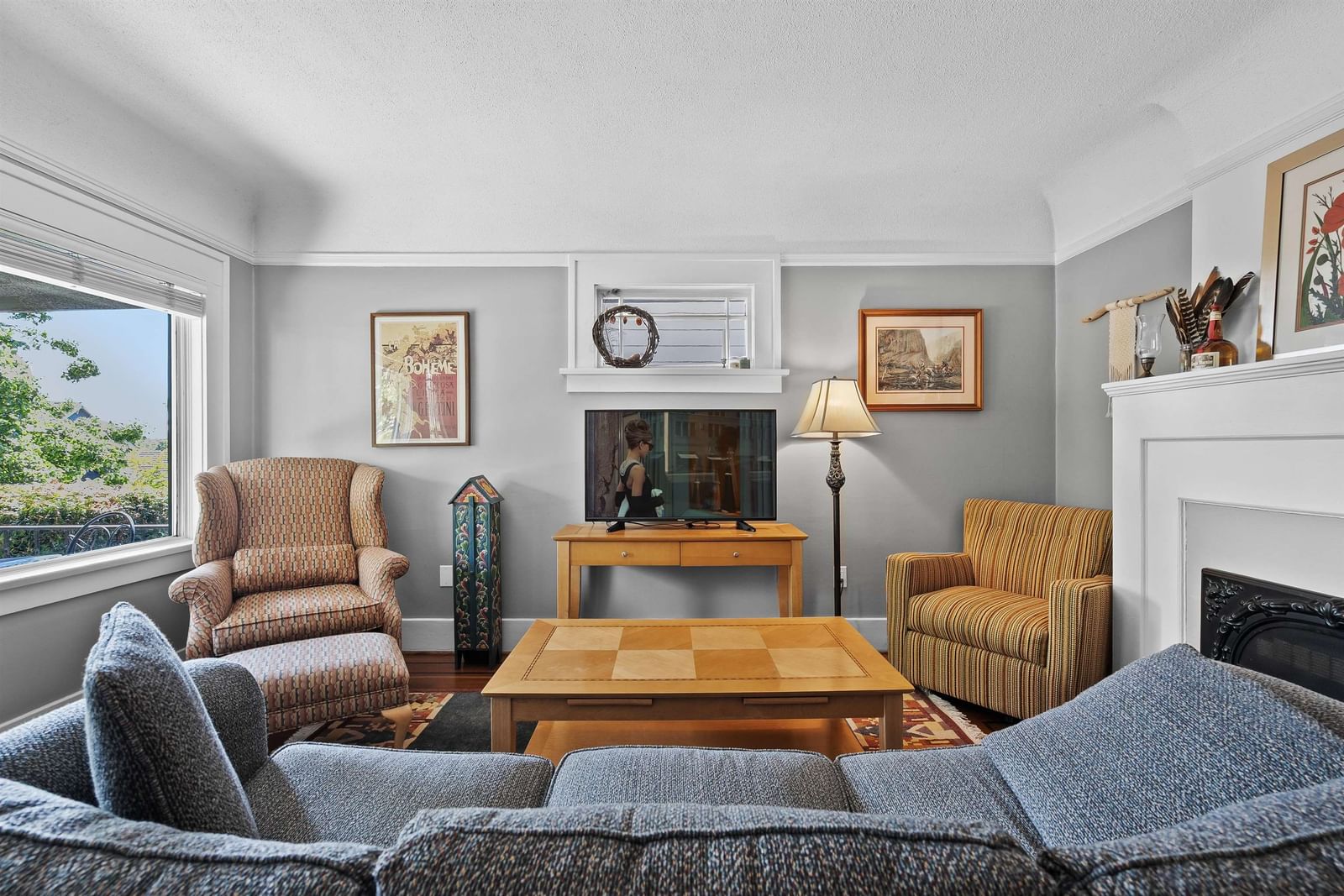 Listing Image 5