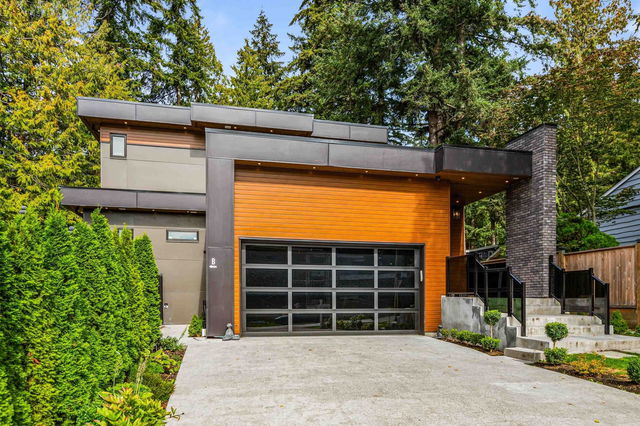 5673 Fairlight Crescent