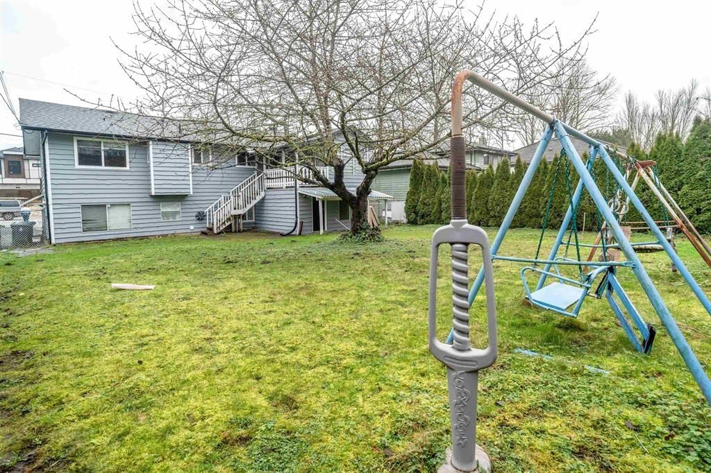 Listing Image 9