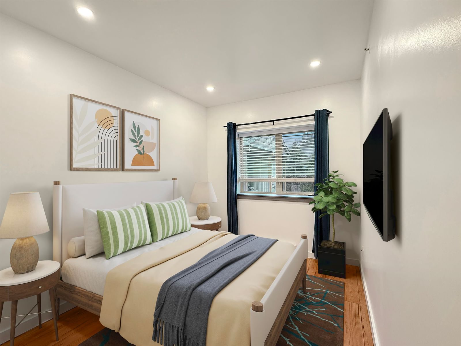 Listing Image 10