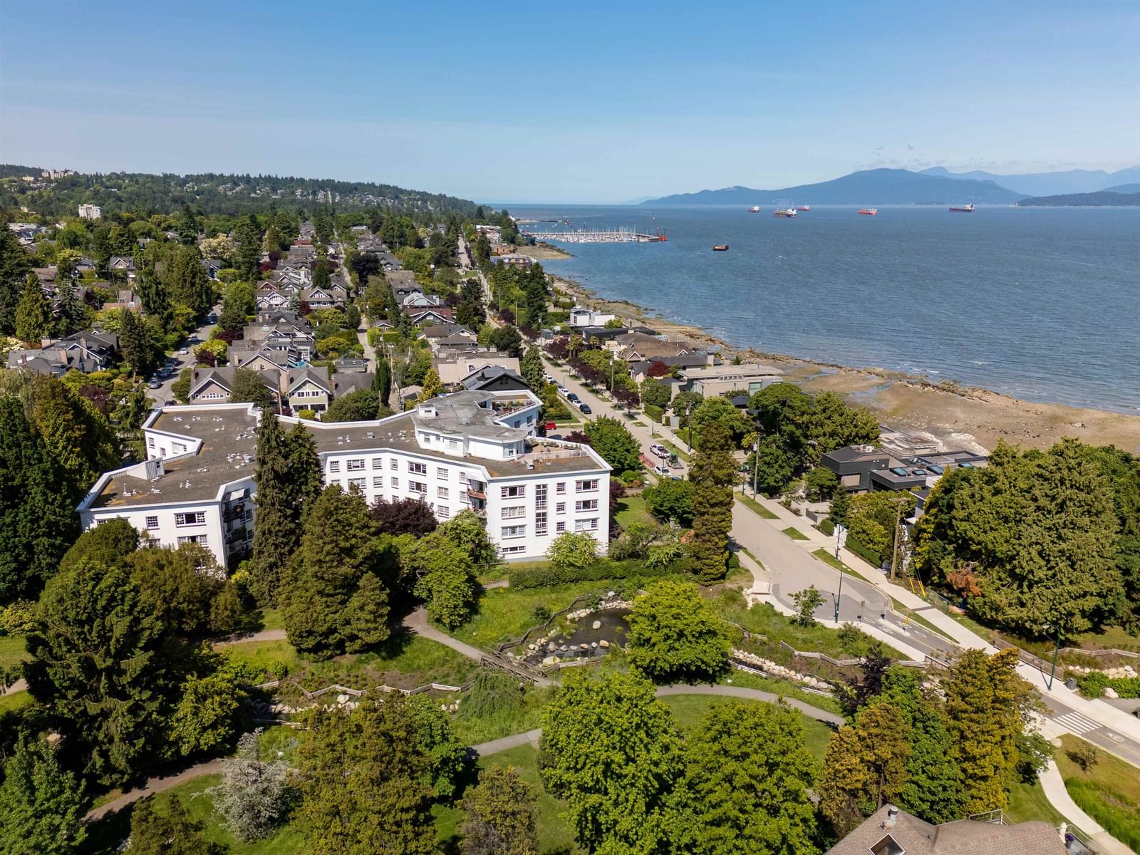 Listing Image 19