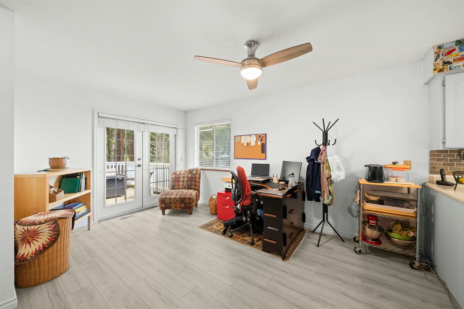 Listing Image 22