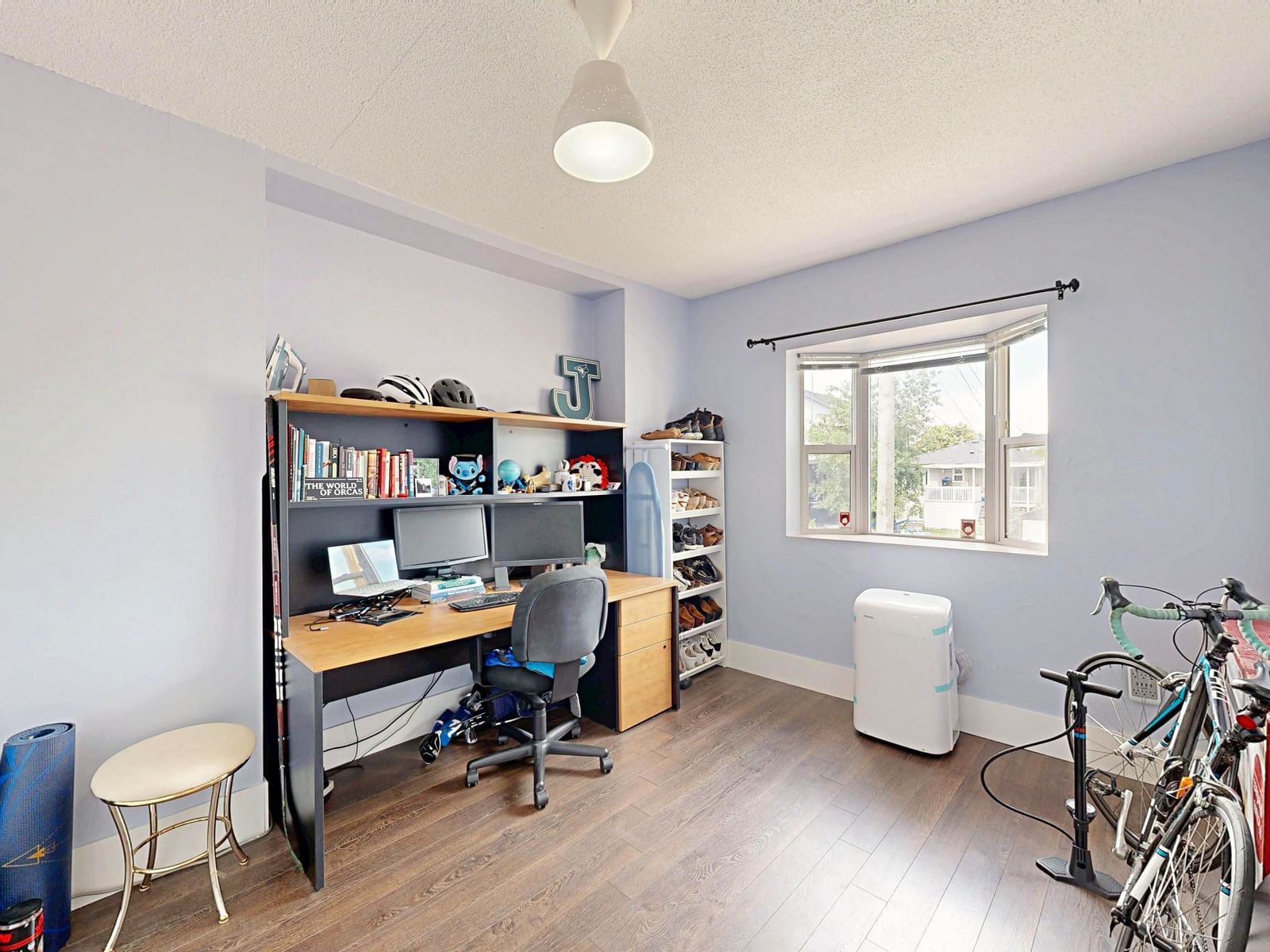 Listing Image 14