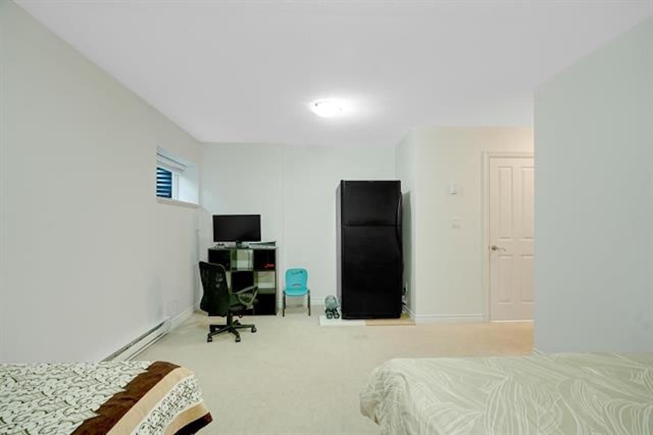 Listing Image 32