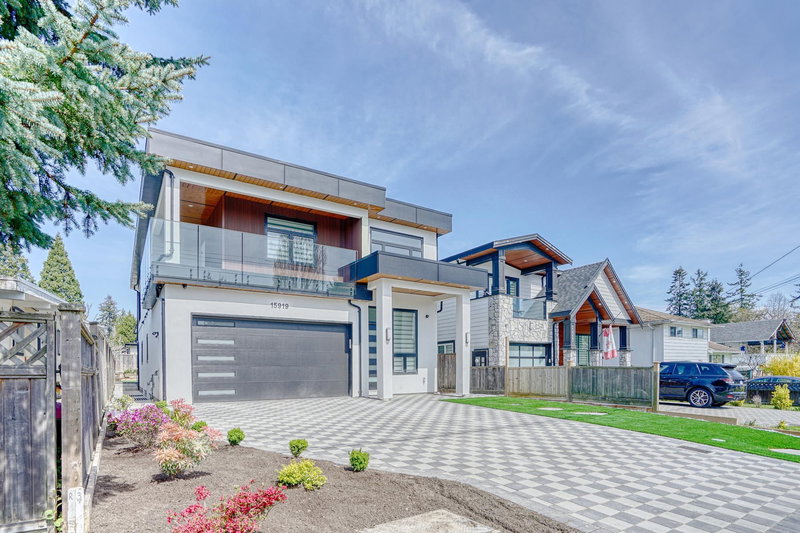 15919 Russell Avenue, White Rock, V4B 2S6 | Image 2