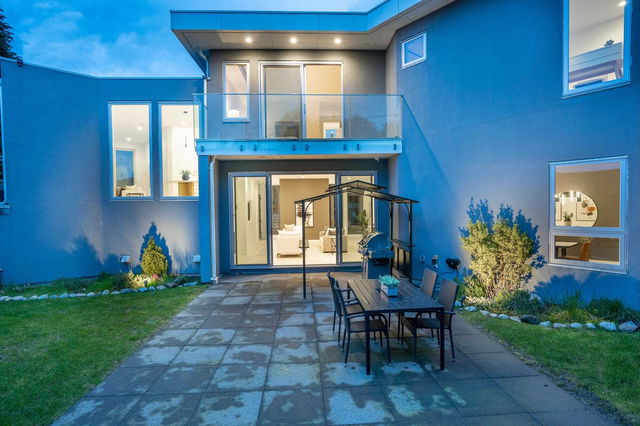 4500 Canterbury Crescent