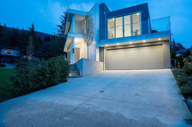 4500 Canterbury Crescent
