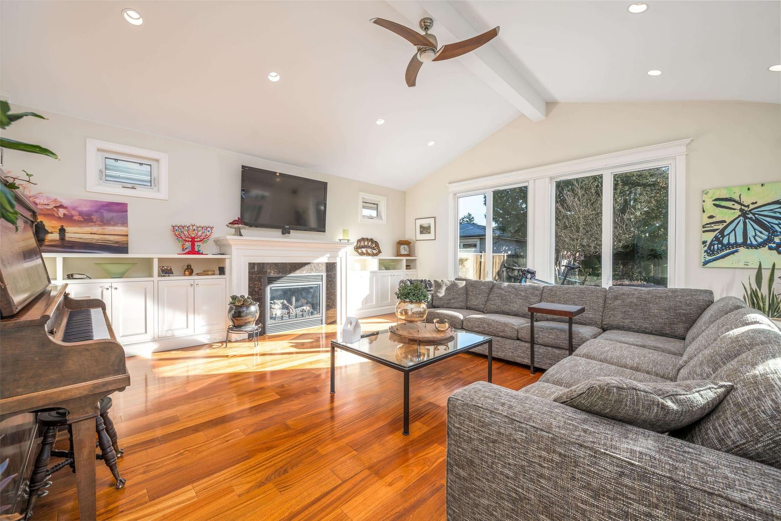 Listing Image 21