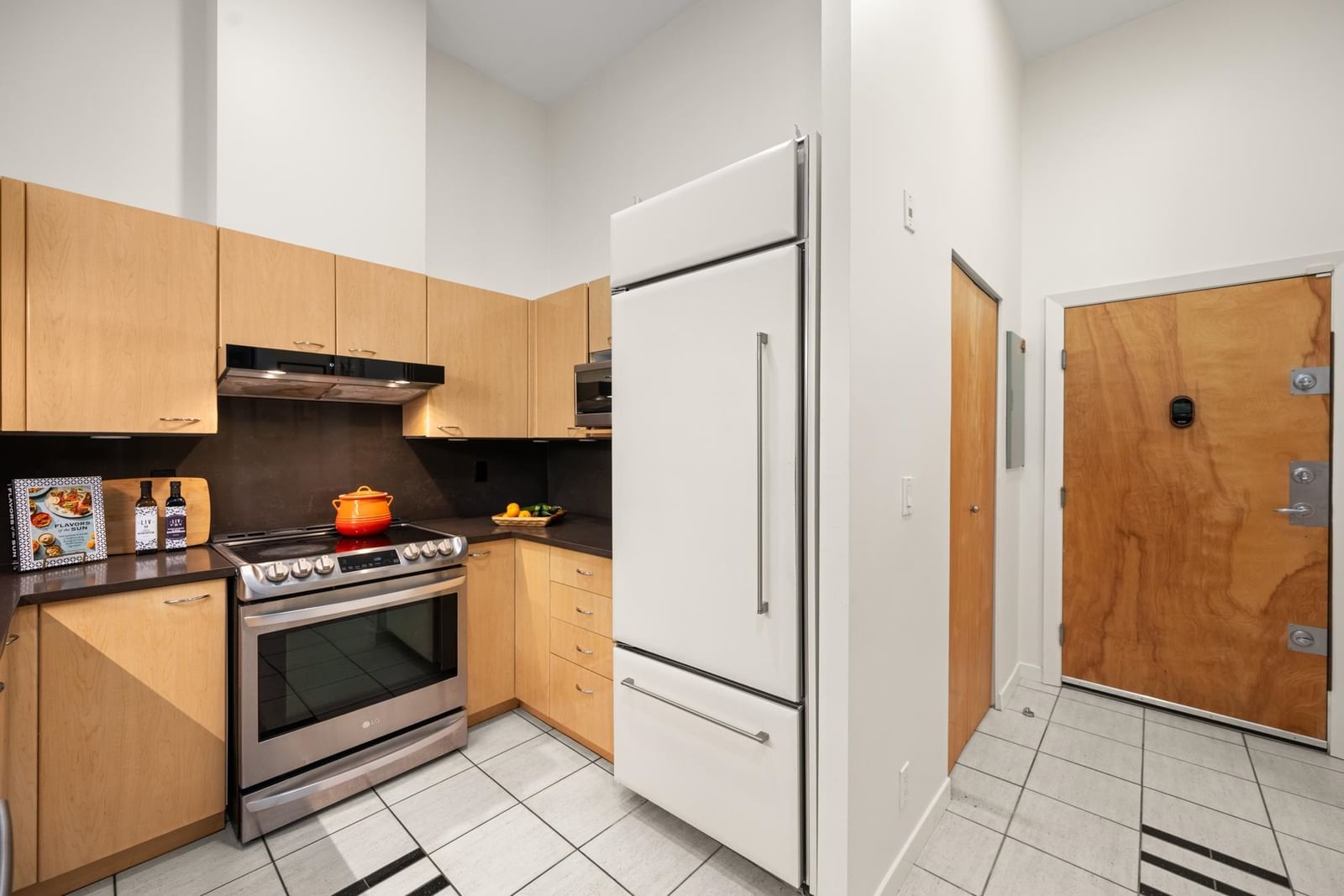 Listing Image 15
