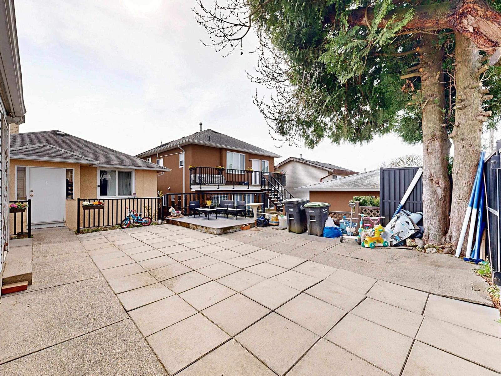 Listing Image 15