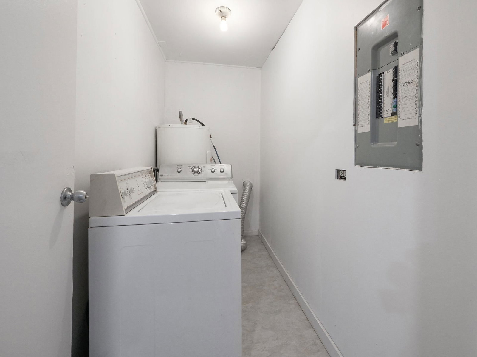 Listing Image 16