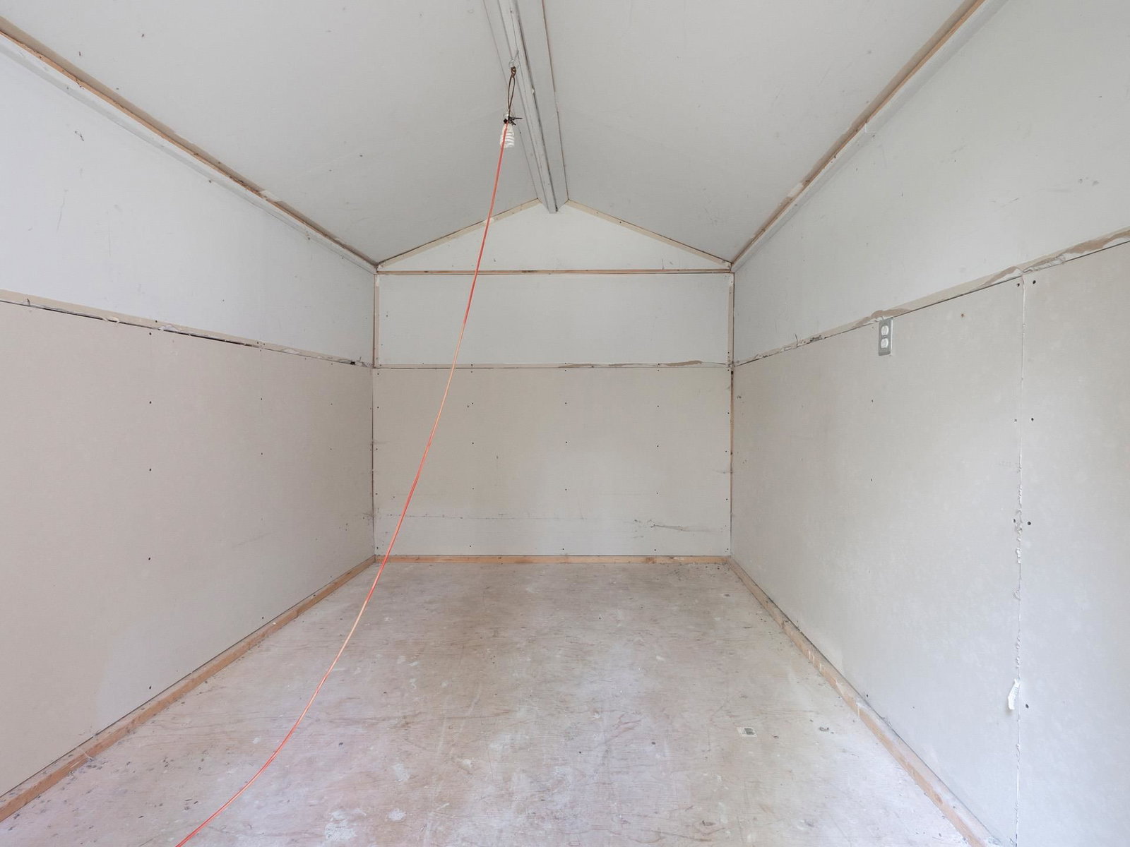 Listing Image 26