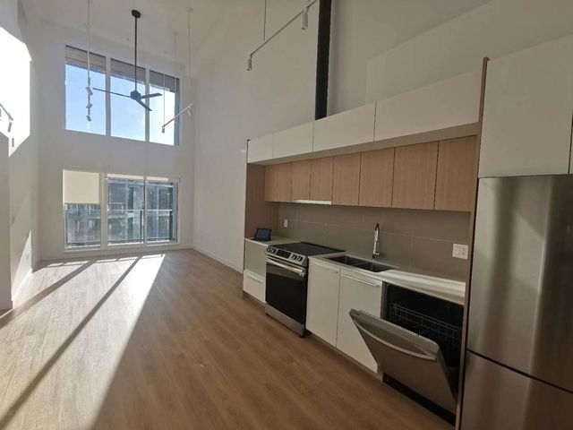 305 - 9888 University Crescent